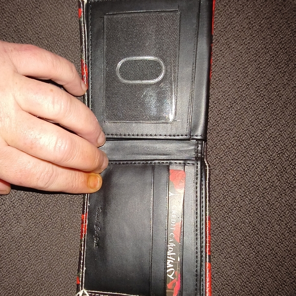 SWAG Hand Crafted Wallet From Ross - Picture 3 of 4